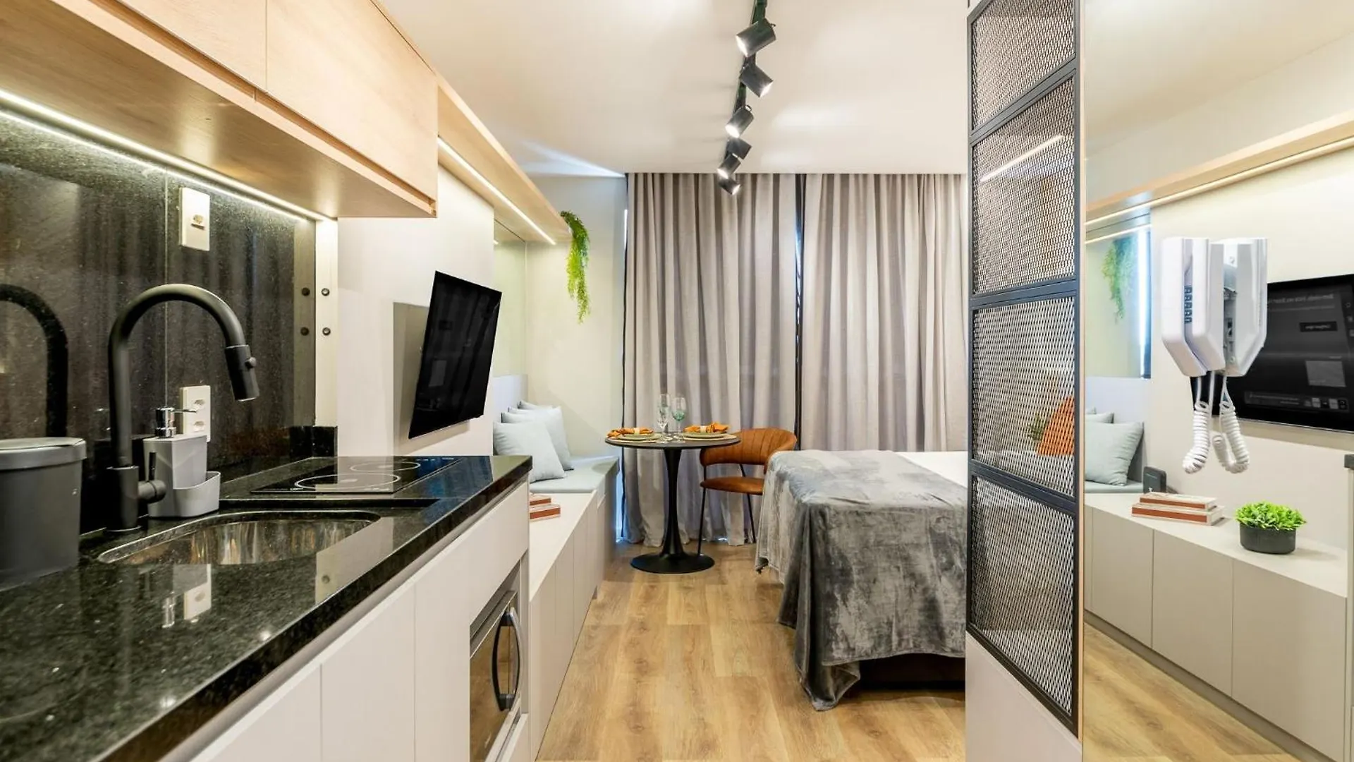 Condominio Go24 Porto Alegre 0*,